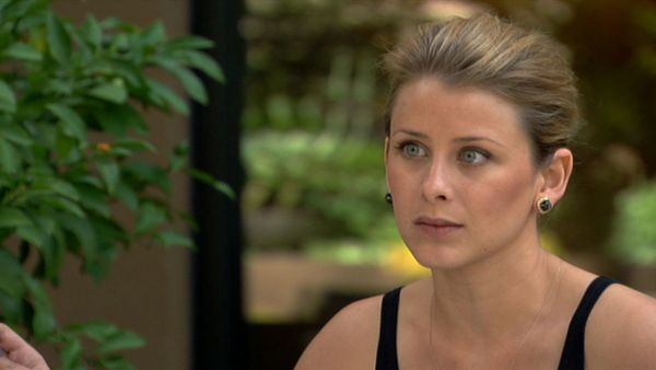The Hills - Loves Me Not