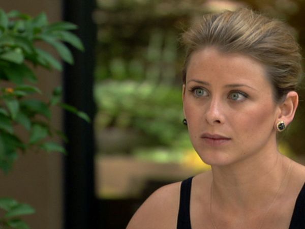 The Hills - Loves Me Not
