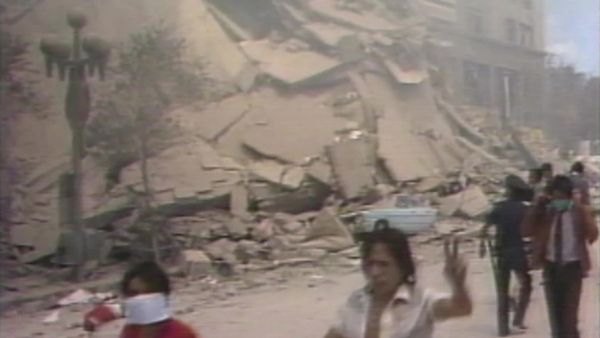 20th Century with Mike Wallace - Earthquakes: Living on the Edge