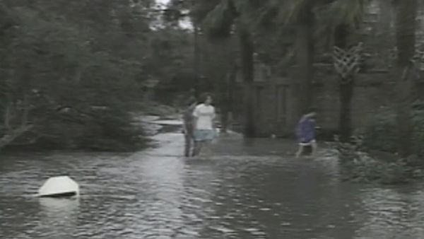 20th Century with Mike Wallace - Hurricanes: Natural Born Killers