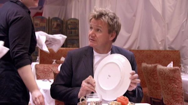Kitchen Nightmares en español - Dillon's