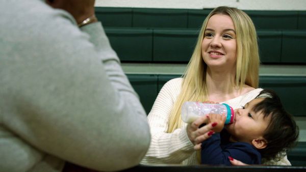 Teen Mom: Young & Pregnant - Mutual Place