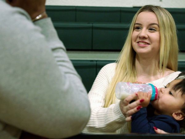Teen Mom: Young & Pregnant - Mutual Place