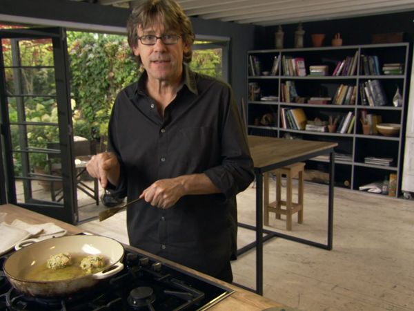 Nigel Slater's Simple Cooking - Soft and Crisp