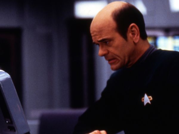 Star Trek: Voyager - Life Line