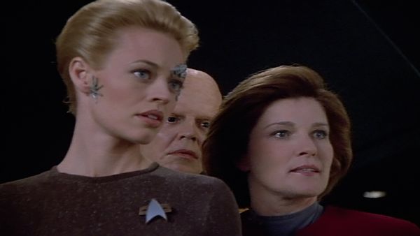 Star Trek: Voyager - Hope And Fear