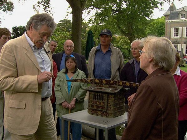 Antiques Roadshow UK - Guernsey