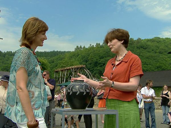 Antiques Roadshow UK - Devon