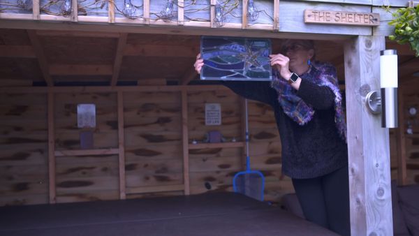 Home Is Where the Art Is - Episode 9