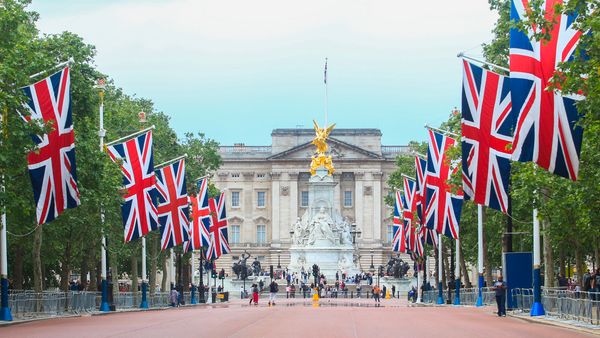 World's Greatest - Palaces