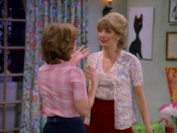 Laverne & Shirley - Some Enchanted Earring