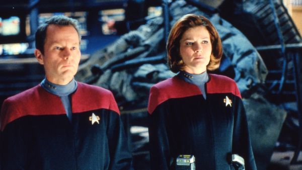 Star Trek: Voyager - Equinox, Part 1