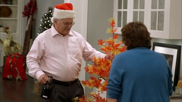 A Pitchin' In Christmas - A Pitchin' In Christmas
