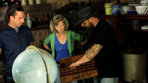 Backroad Bounty - Darcy and Duke Deals