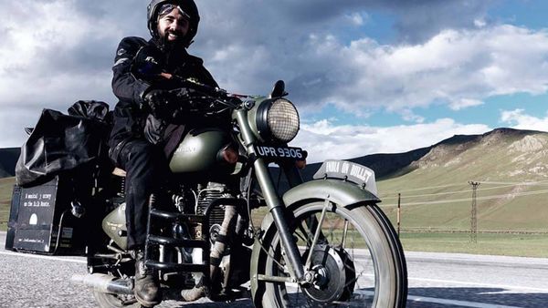 A Musical Journey on the Silk Route - Gonna Ride My Bike Until I Get Home