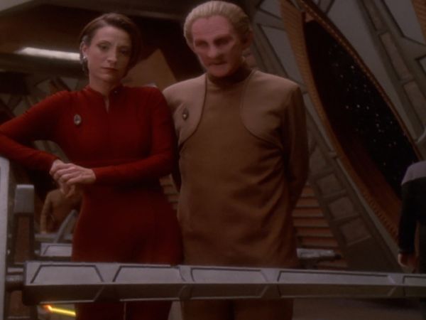Star Trek: Deep Space Nine - Image In The Sand