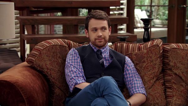 Anger Management - Charlie Gets Romantic