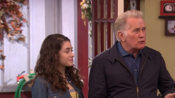 Anger Management - Charlie's Dad Breaks Bad