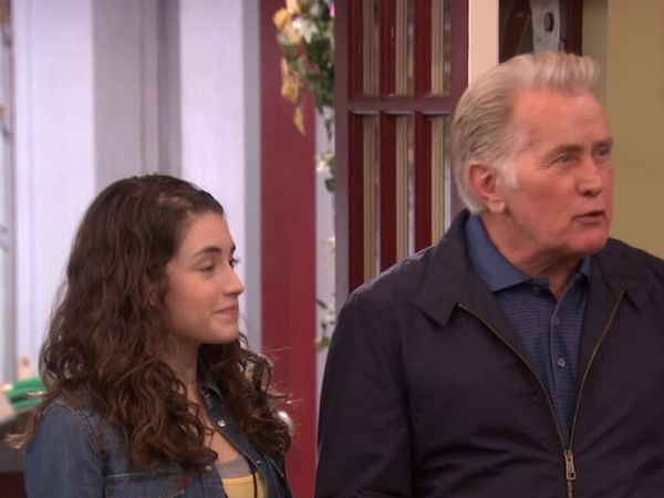 Anger Management - Charlie's Dad Breaks Bad