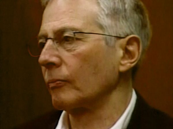 Very Scary People - Robert Durst: Nobody Tells the Whole Truth (Part 2)