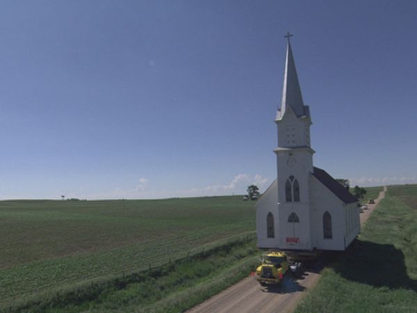 Huge Moves - Colossal Churches