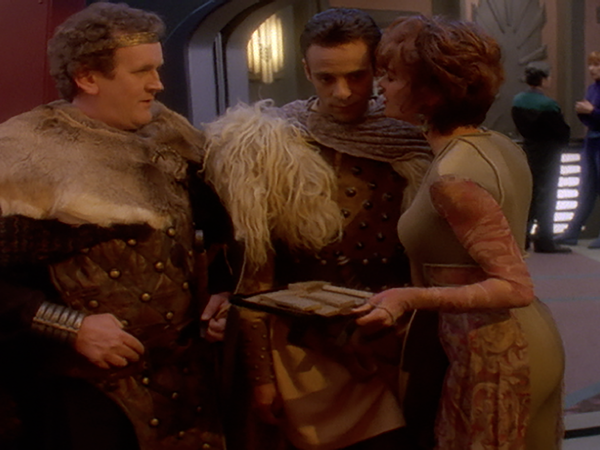 Star Trek: Deep Space Nine - The Bar Association