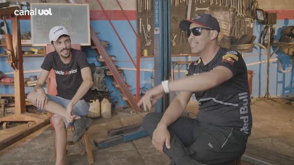 Cheio de Graxa - Ferrari com peça de Peugeot