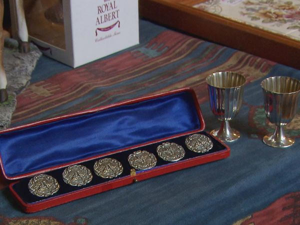 Antiques Road Trip - Christina Trevanion and Philip Serrell, Day 5