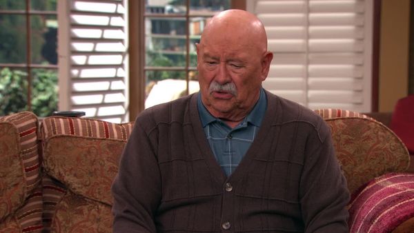 Anger Management - Charlie dater en seriemorders søster
