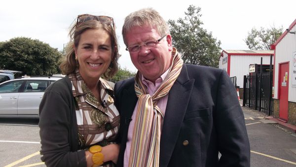 Celebrity Antiques Road Trip - Deborah Meaden and Theo Paphitis