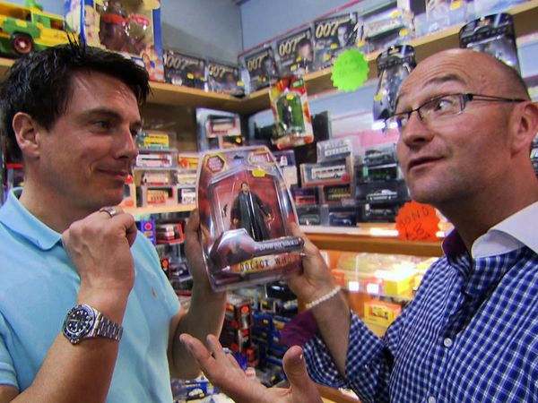 Celebrity Antiques Road Trip - John Barrowman and Myleene Klass