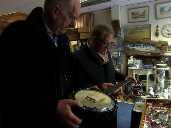 Celebrity Antiques Road Trip - Simon Williams and Duncan Preston