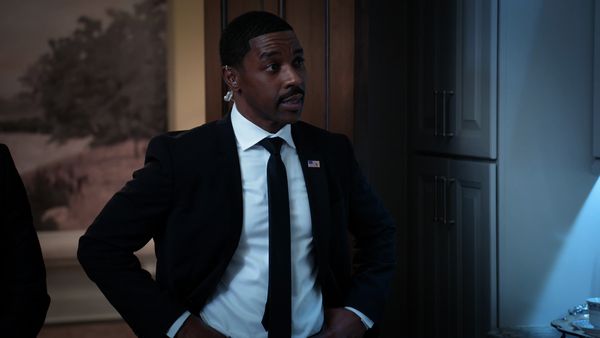 Tyler Perry's The Oval - The Mole