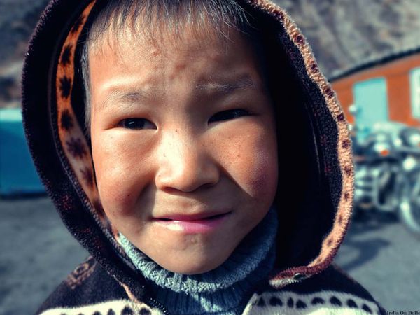A Musical Journey on the Silk Route - Over The Hills And Far Away