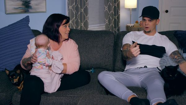 Teen Mom: Girls' Night In - BATHROOM!