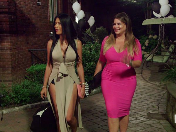 Mob Wives - Flip-Floppers and Party Hoppers