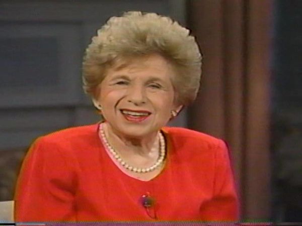 Dr. Ruth - Dr. Ruth: S1 E6 - Richard Simmons