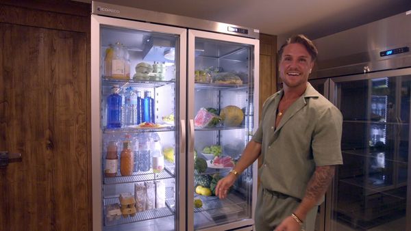 MTV Cribs International - Tom Zanetti & Lottie Tomlinson