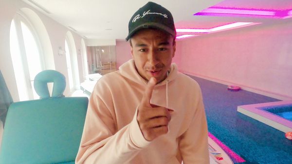 MTV Cribs: Footballers Stay Home - MTV Cribs mit Jesse Lingard und Lieke Martens