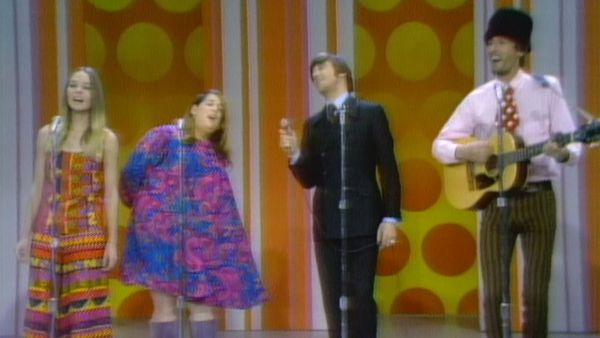 Ed Sullivan's Rock 'N' Roll Classics - Smash Hits Of The Sixties