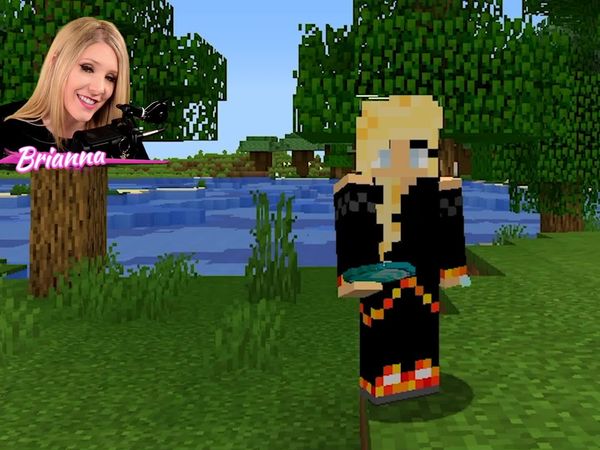 Brianna Playz - Things You Should Never Craft with Diamonds! / Minecraft Sky Base Battle vs PrestonPlayz!