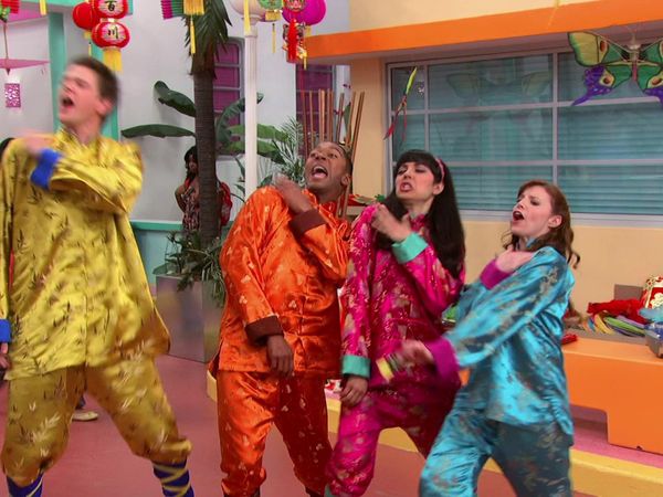 The Fresh Beat Band - Laughing Dance Master