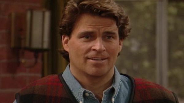 Married... With Children - Love Conquers Al