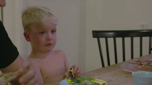 Unge mødre Sverige - Episode 518