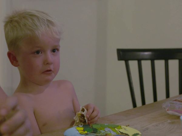 Unge mødre Sverige - Episode 518