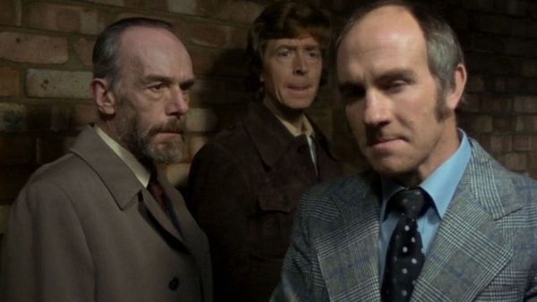 The Professionals - Stake Out