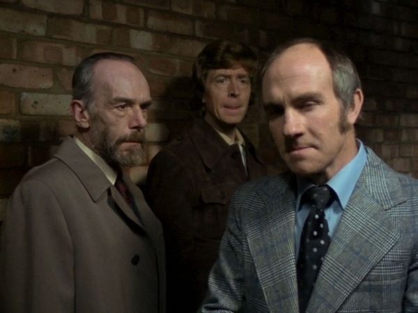 The Professionals - Stake Out
