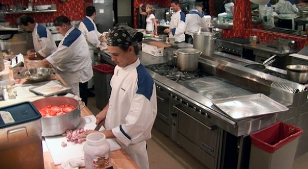 Hell's Kitchen - 13 Chefs Compete