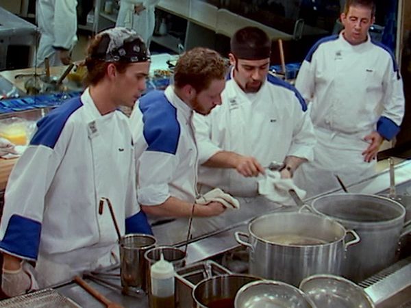 Hell's Kitchen - 15 Chefs Compete