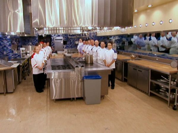Hell's Kitchen - 16 Chefs Compete
